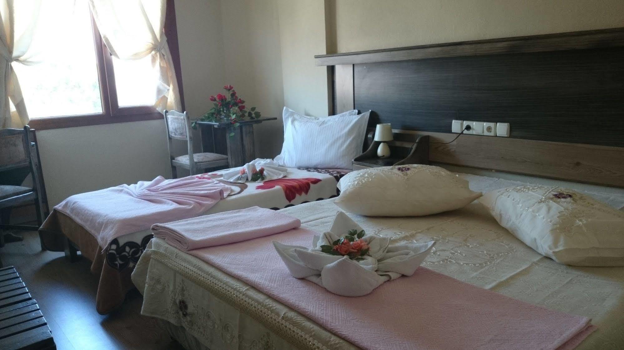 סלצ'וק Wallabies Aquaduct Hotel מראה חיצוני תמונה