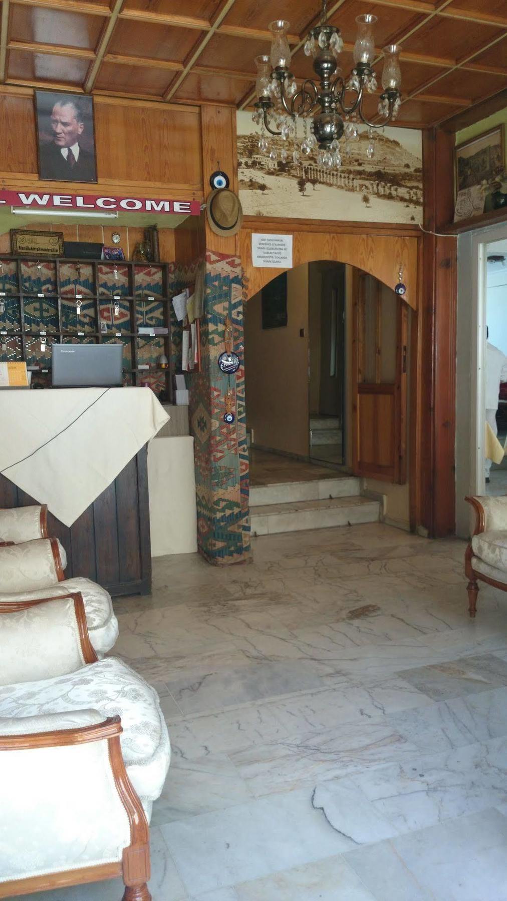 סלצ'וק Wallabies Aquaduct Hotel מראה חיצוני תמונה